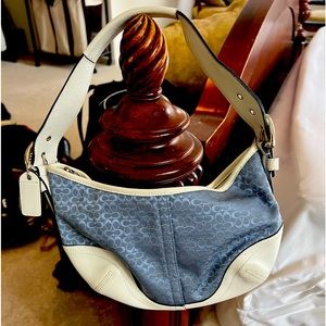 Coach Vintage Hobo